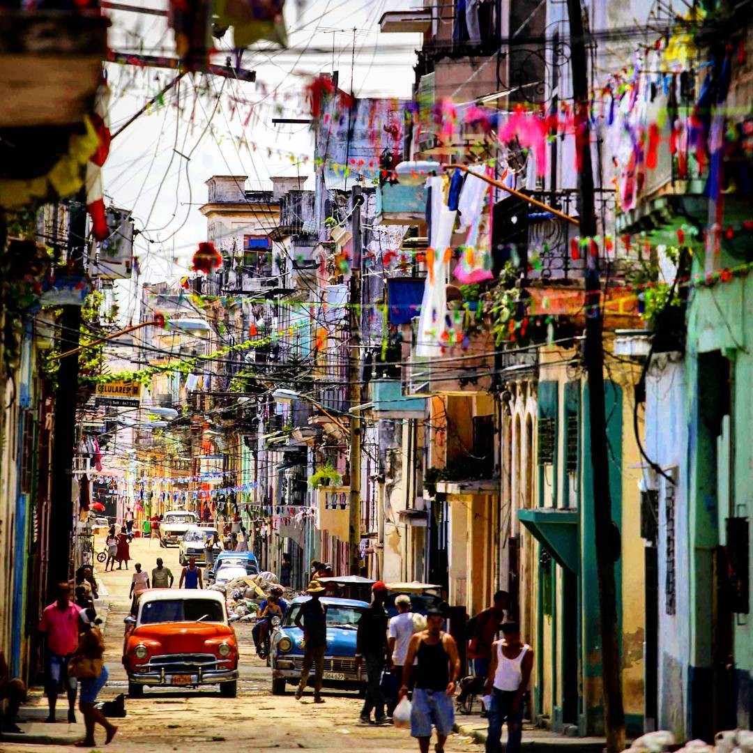 infraestructura y vida de la calle caótica